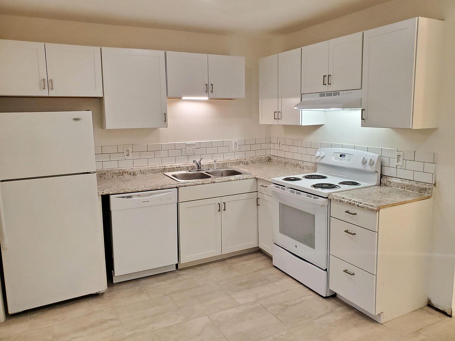 110 Timber Ln Summerville, SC 29485 - Thumbnail 4