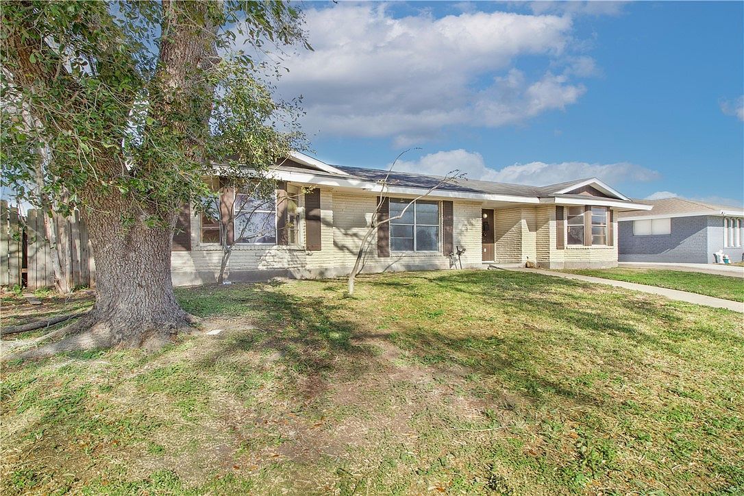 5305 Surrey Ln Corpus Christi, TX 78415 - Thumbnail 4