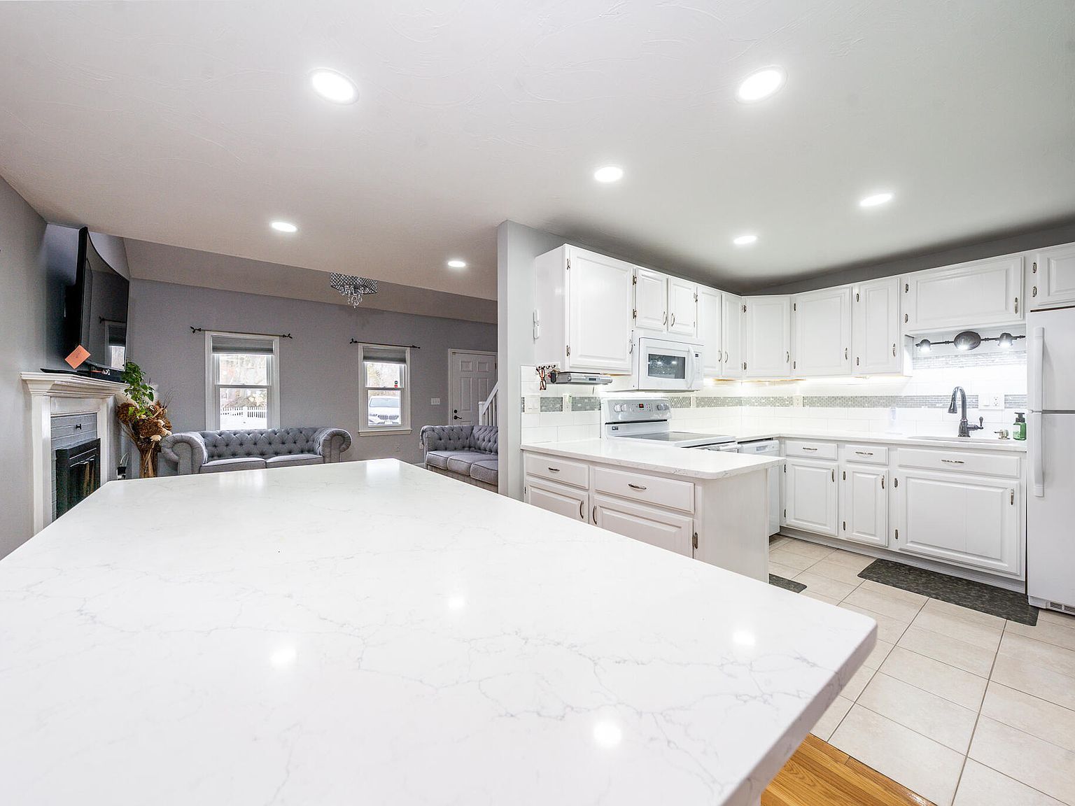 51 Larch Ln Centerville, MA 02632 - Thumbnail 4