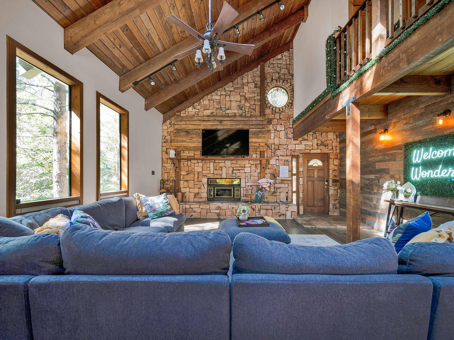 19563 Roaring Brook Way Lakehead, CA 96051 - Thumbnail 4