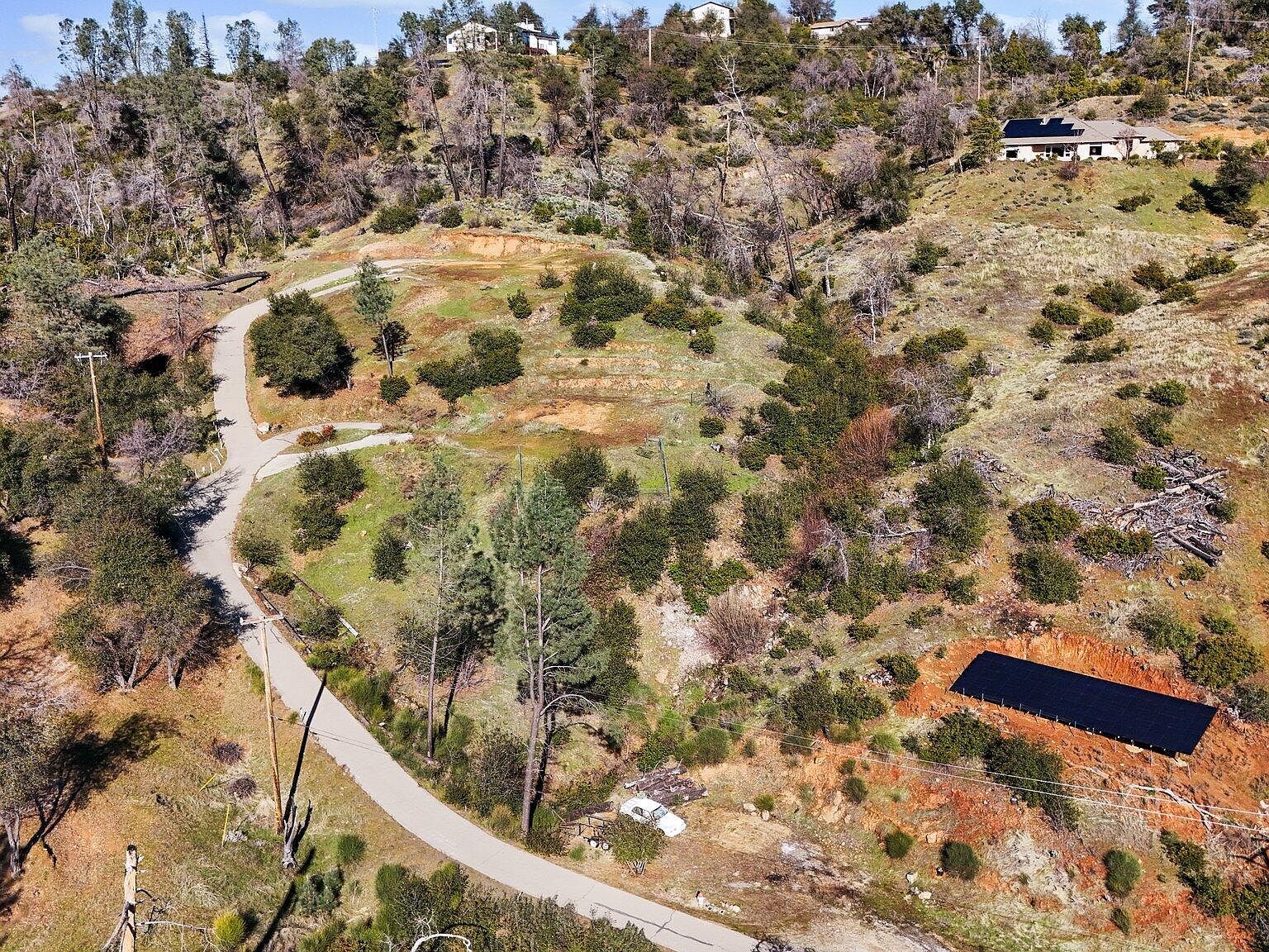 10249 Carrousel Dr Redding, CA 96001 - Thumbnail 4