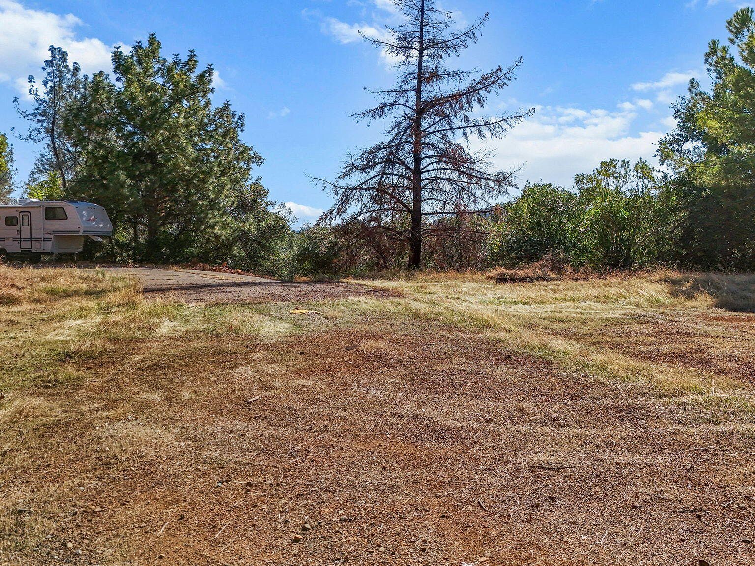 13695 Lena Way Shasta Lake, CA 96019 - Thumbnail 4