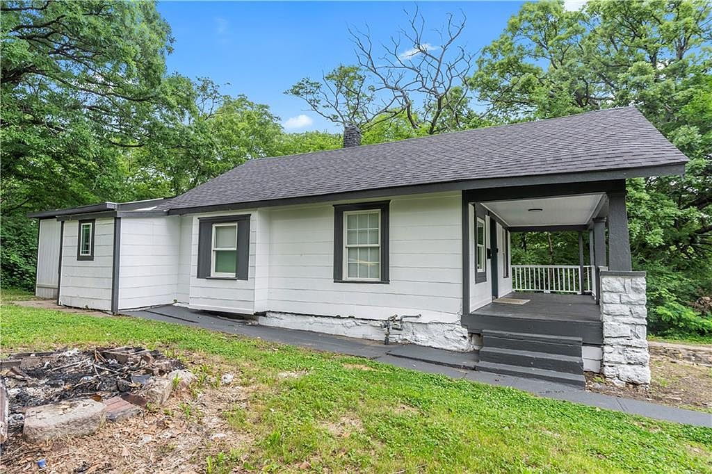 5822 Agnes Ave Kansas City, MO 64130 - Thumbnail 4