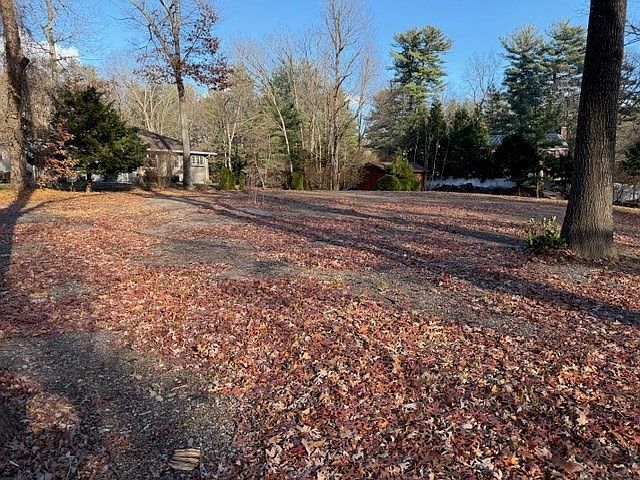 64 Magnolia Cir Longmeadow, MA 01106  | Land/Lot