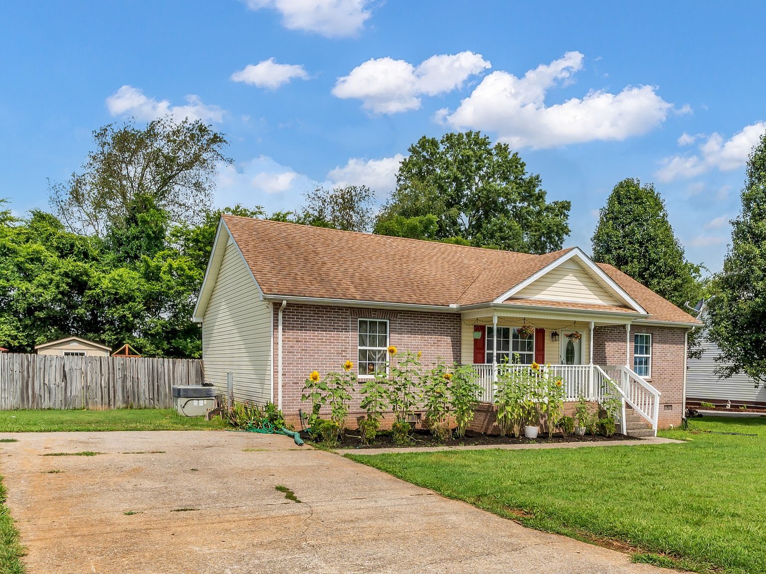 104 Buena Vista Dr Portland, TN 37148 - Thumbnail 4