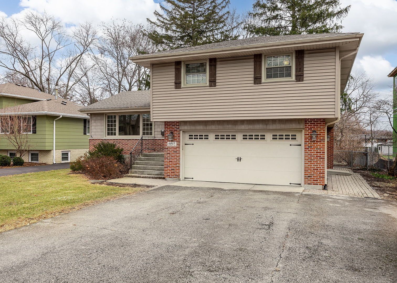 4817 Stonewall Ave Downers Grove, IL 60515 - Thumbnail 4