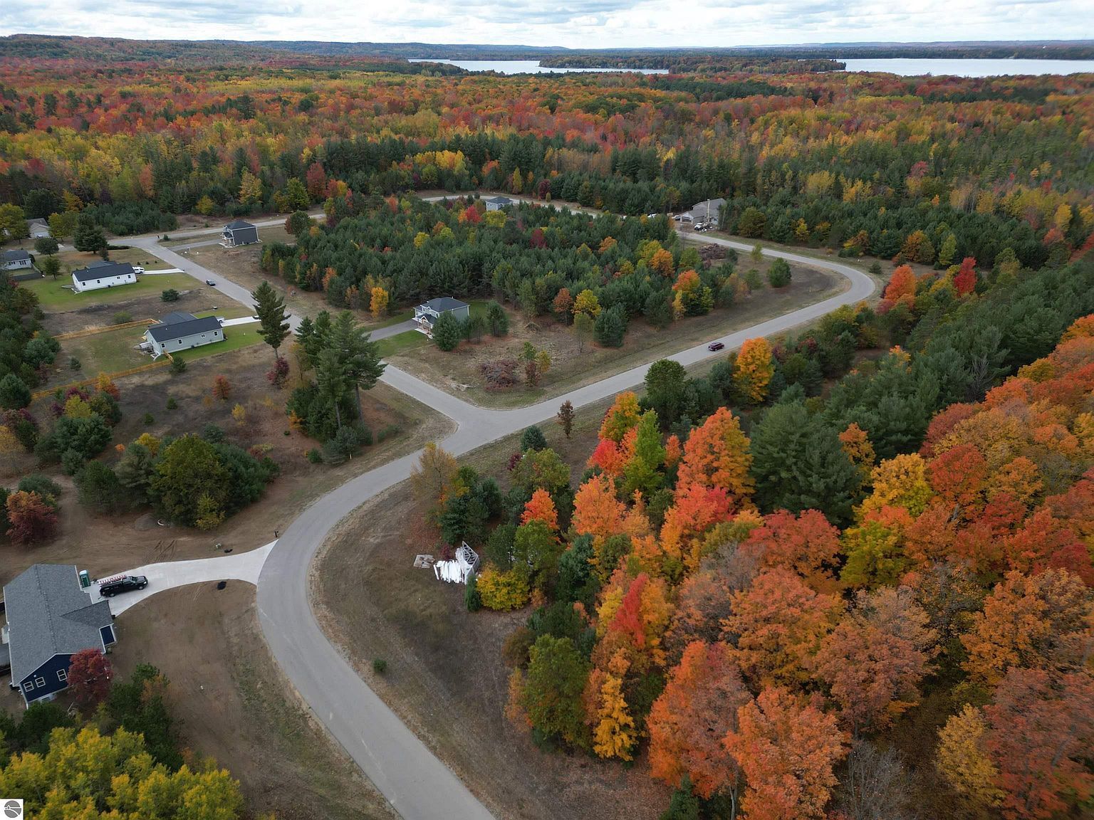 6387 Jeffrey Pl LOT 32 Grawn, MI 49637 - Thumbnail 4