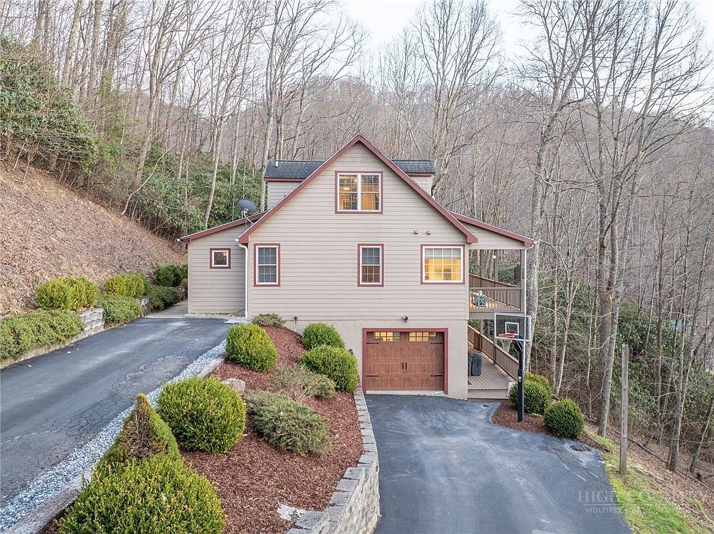 126 Moore Mountain Rd Vilas, NC 28692 - Thumbnail 4