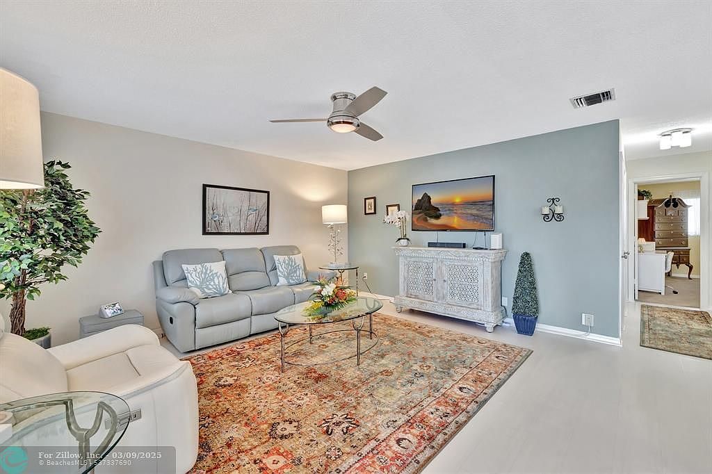 2109 NE 68th St APT 203 Fort Lauderdale, FL 33308 - Thumbnail 4