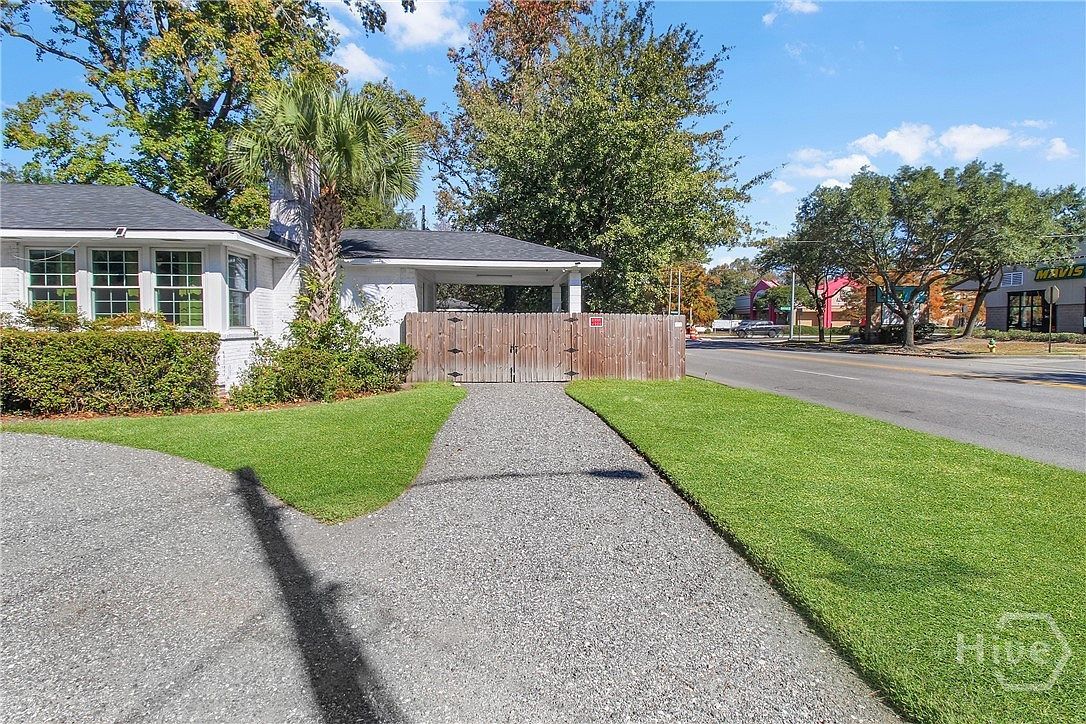 712 Columbus Dr Savannah, GA 31405 - Thumbnail 4