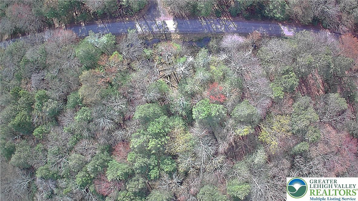 Mills Dr Albrightsville, PA 18210 - Thumbnail 4