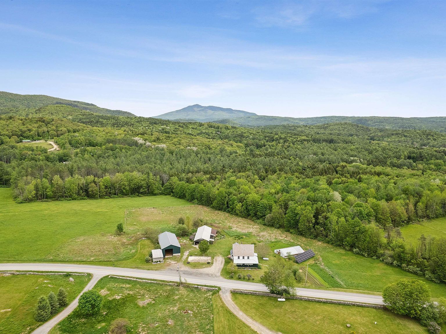 133 Baltimore Rd North Springfield, VT 05150 - Thumbnail 4