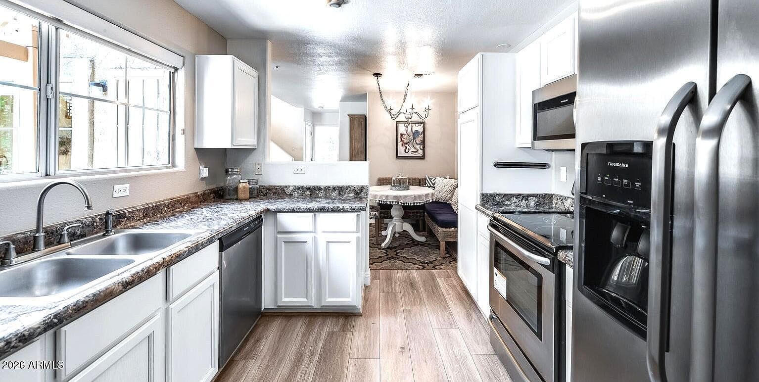 1633 E Lakeside Dr Unit 131 Gilbert, AZ 85234 - Thumbnail 4