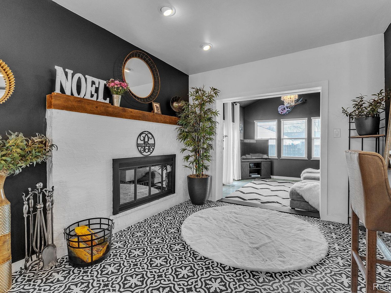 14912 Heyer St Livonia, MI 48154 - Thumbnail 4