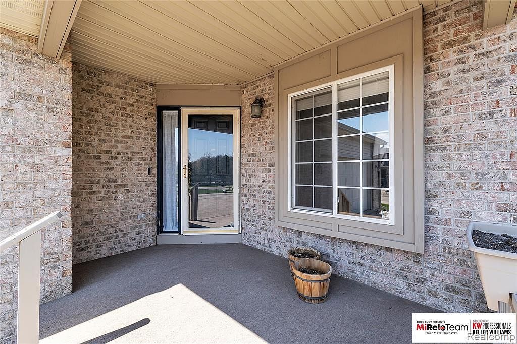 1837 Willow Creek Dr Lansing, MI 48917 - Thumbnail 4