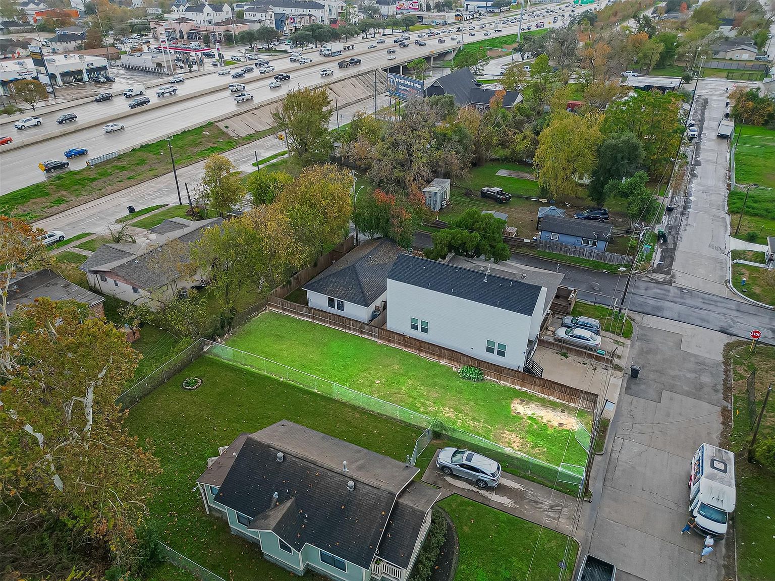 1406 E 31st St Houston, TX 77022 - Thumbnail 4