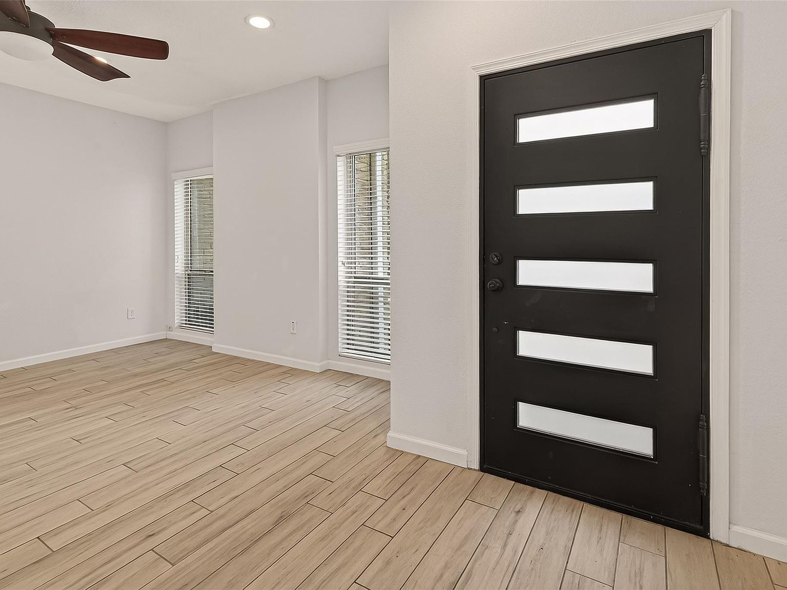 12625 Memorial Dr APT 94 Houston, TX 77024 - Thumbnail 4