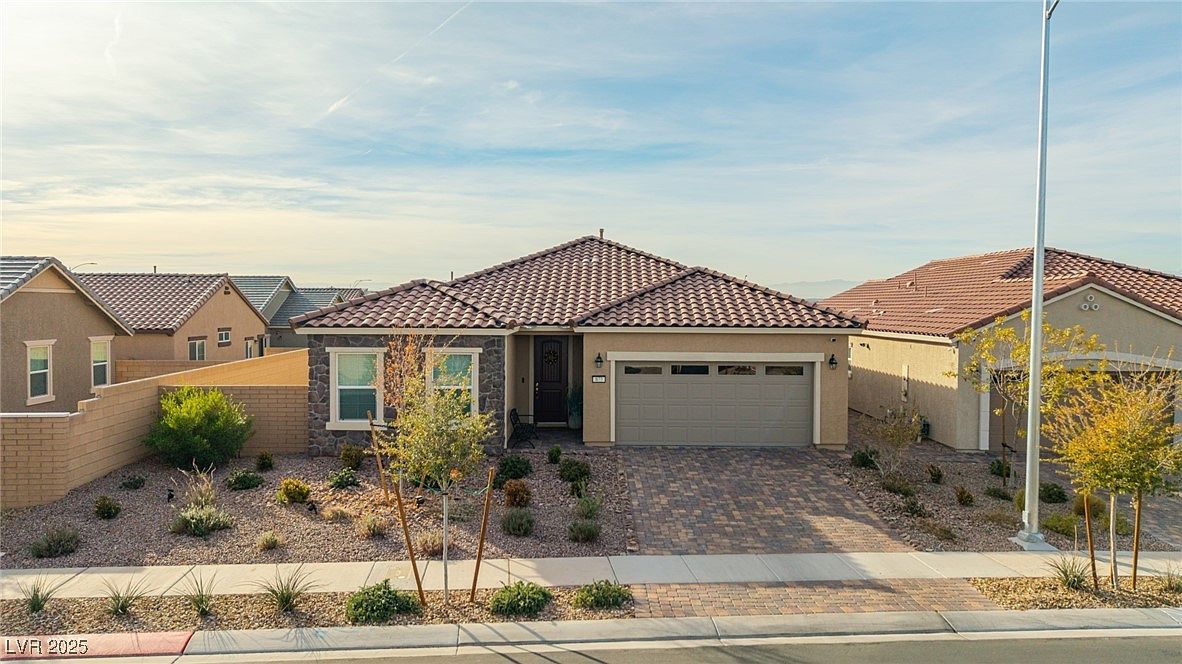 877 Mary Baer Way Henderson, NV 89011 - Thumbnail 4