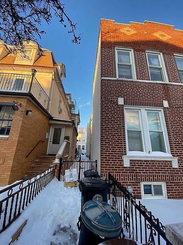 1749 72nd St Brooklyn, NY 11204 - Thumbnail 4