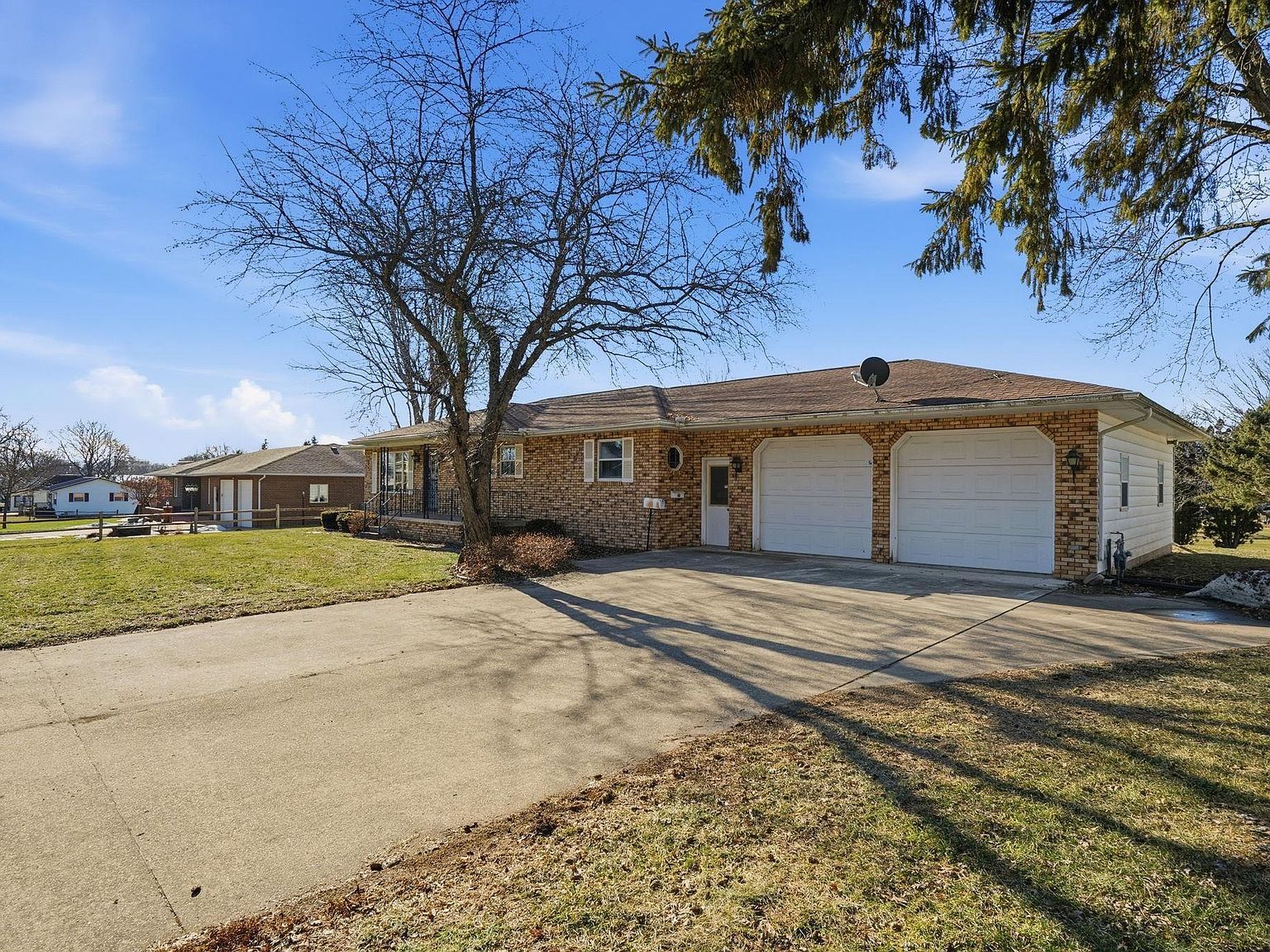 228 N Pleasant Hill Ave New Hampton, IA 50659 - Thumbnail 4