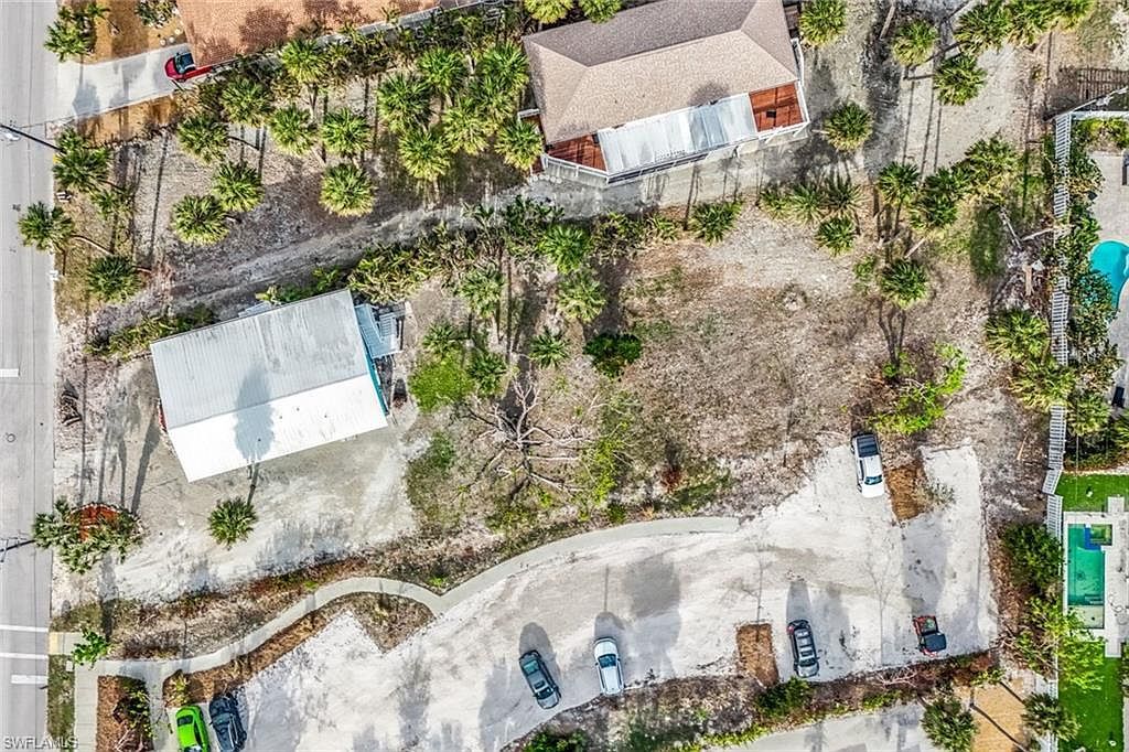 226 Connecticut St Fort Myers Beach, FL 33931 - Thumbnail 4