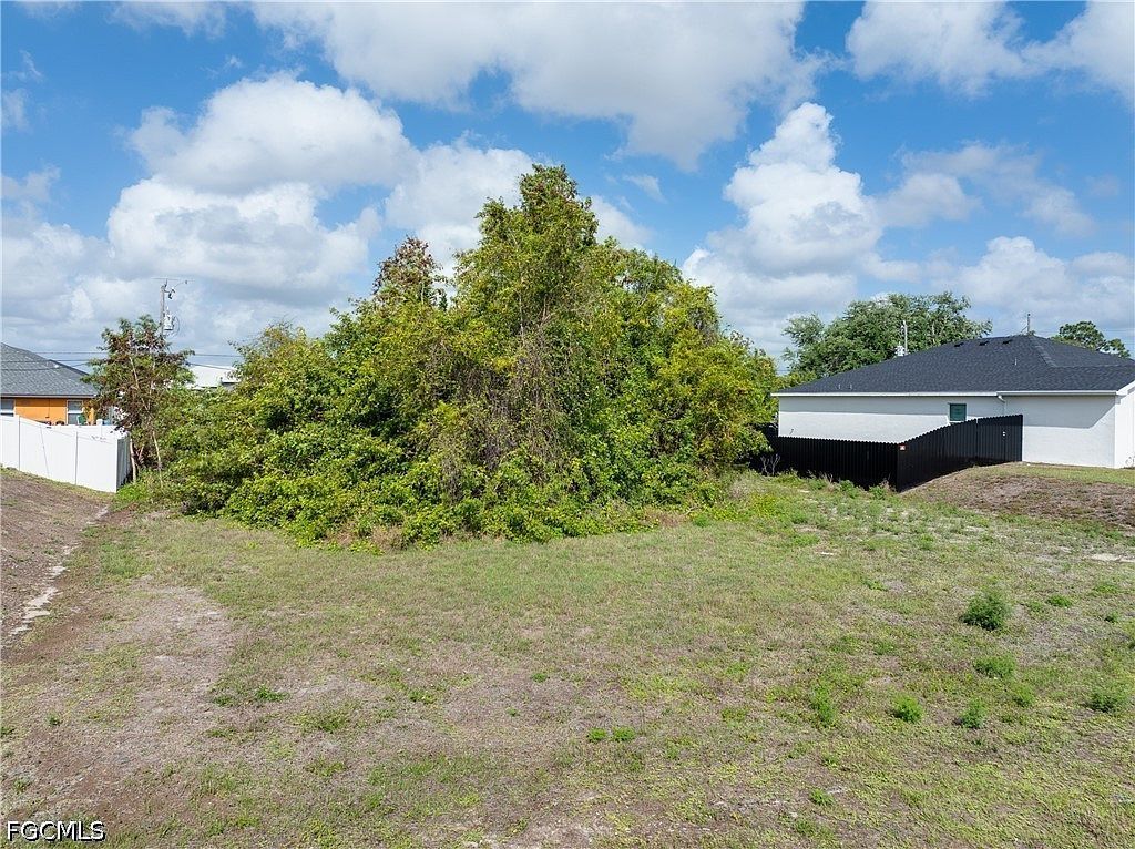 2616 NE 5th Ave Cape Coral, FL 33909 - Thumbnail 4