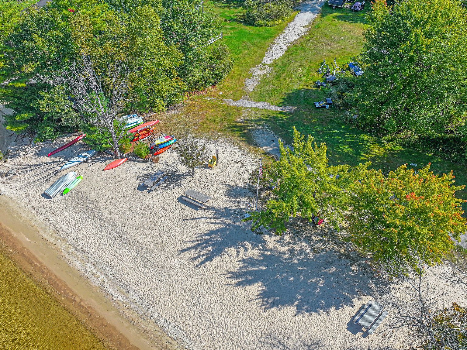 83 Hydrangea Cir UNIT 11 Naples, ME 04055 - Thumbnail 4