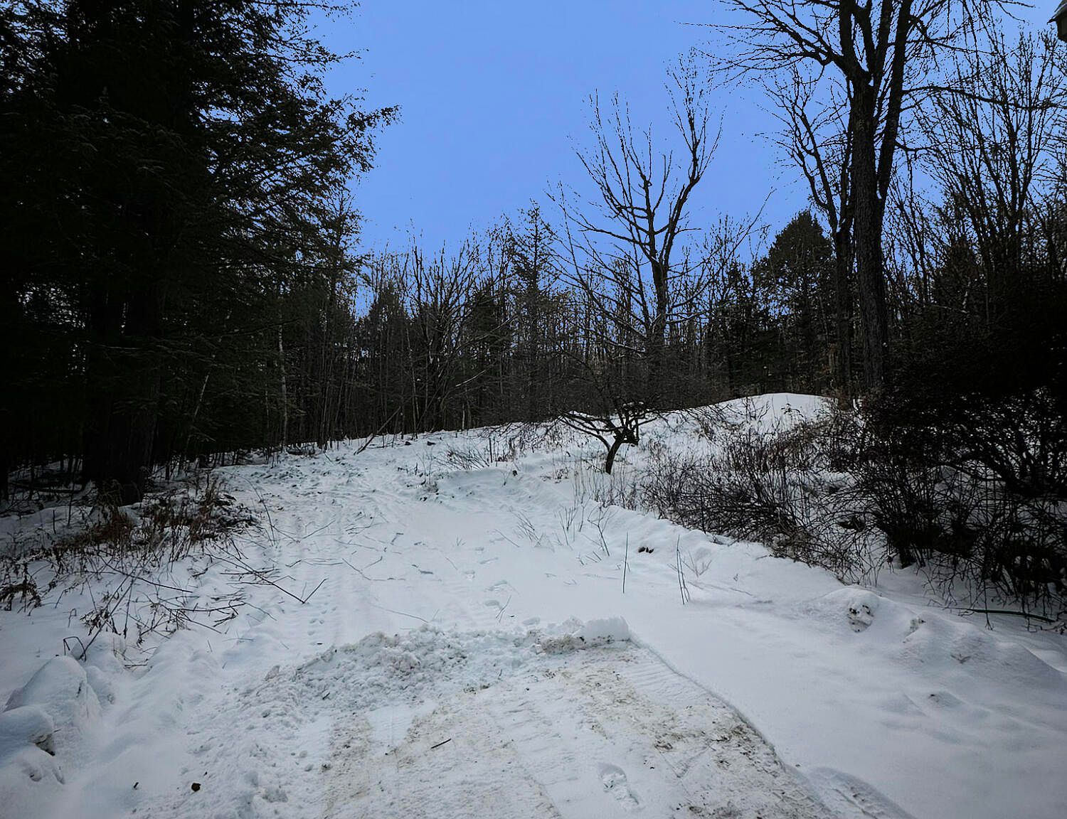 401 Burnham Rd Bridgton, ME 04009 - Thumbnail 4