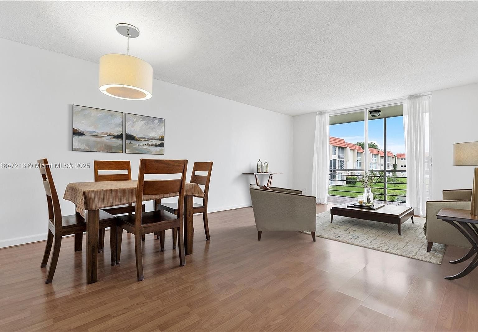 2800 Sunrise Lakes Dr W APT 202 Sunrise, FL 33322 - Thumbnail 4