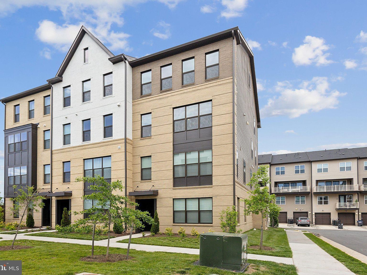 4902 Longmire Way UNIT 24 Chantilly, VA 20151 - Thumbnail 4