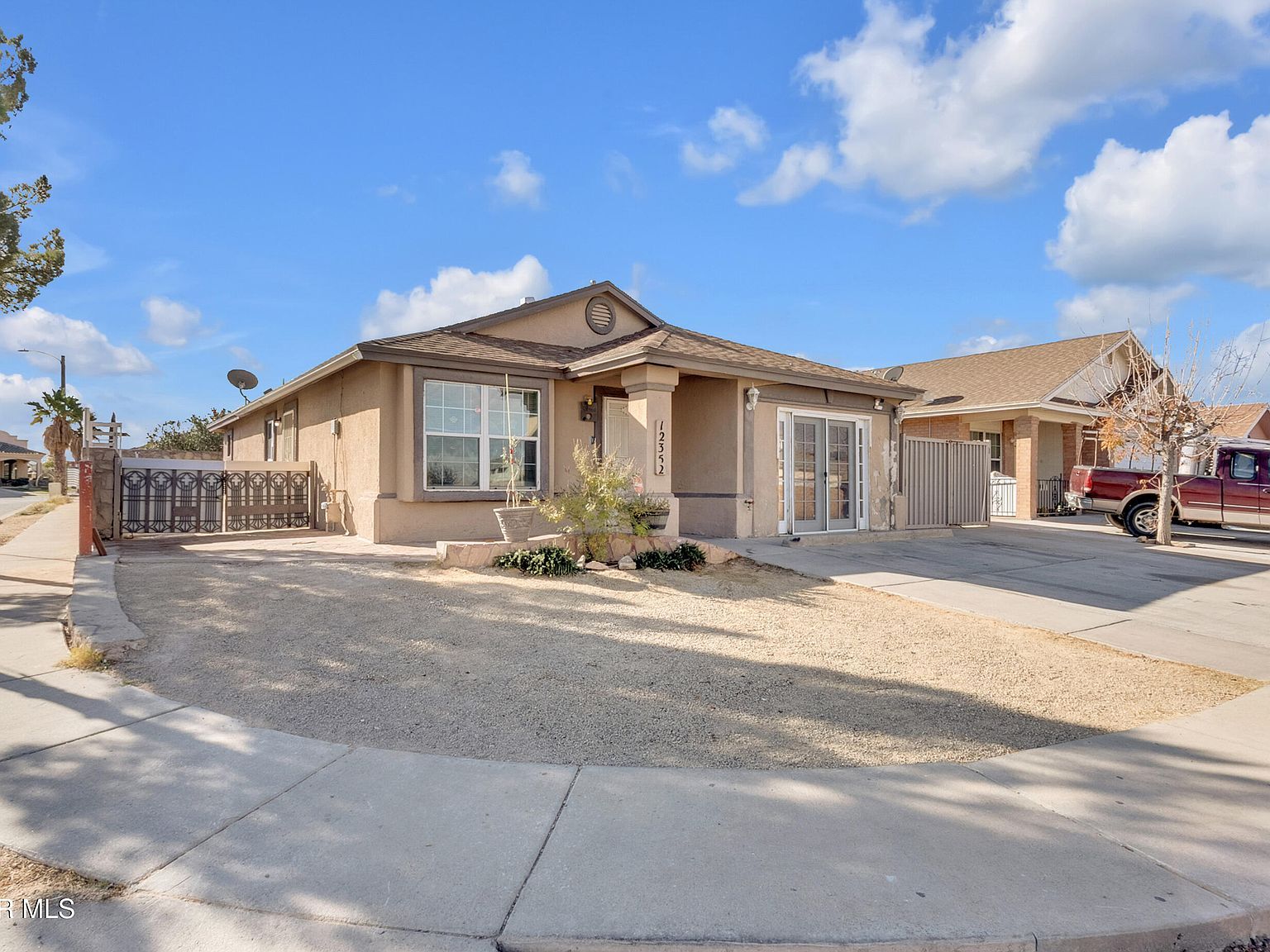 12352 Tierra Azteca Dr El Paso, TX 79938 - Thumbnail 4