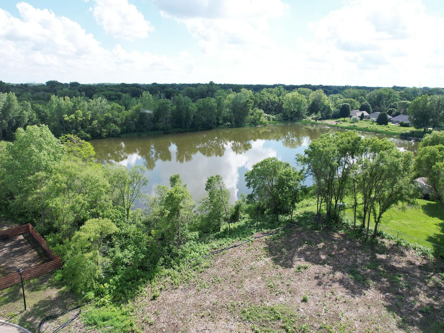 Pierce Ct NE Minneapolis, MN 55434 - Thumbnail 4