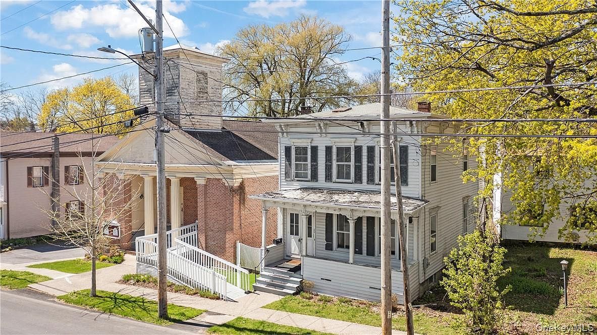 20 N Franklin St Athens, NY 12015 - Thumbnail 4