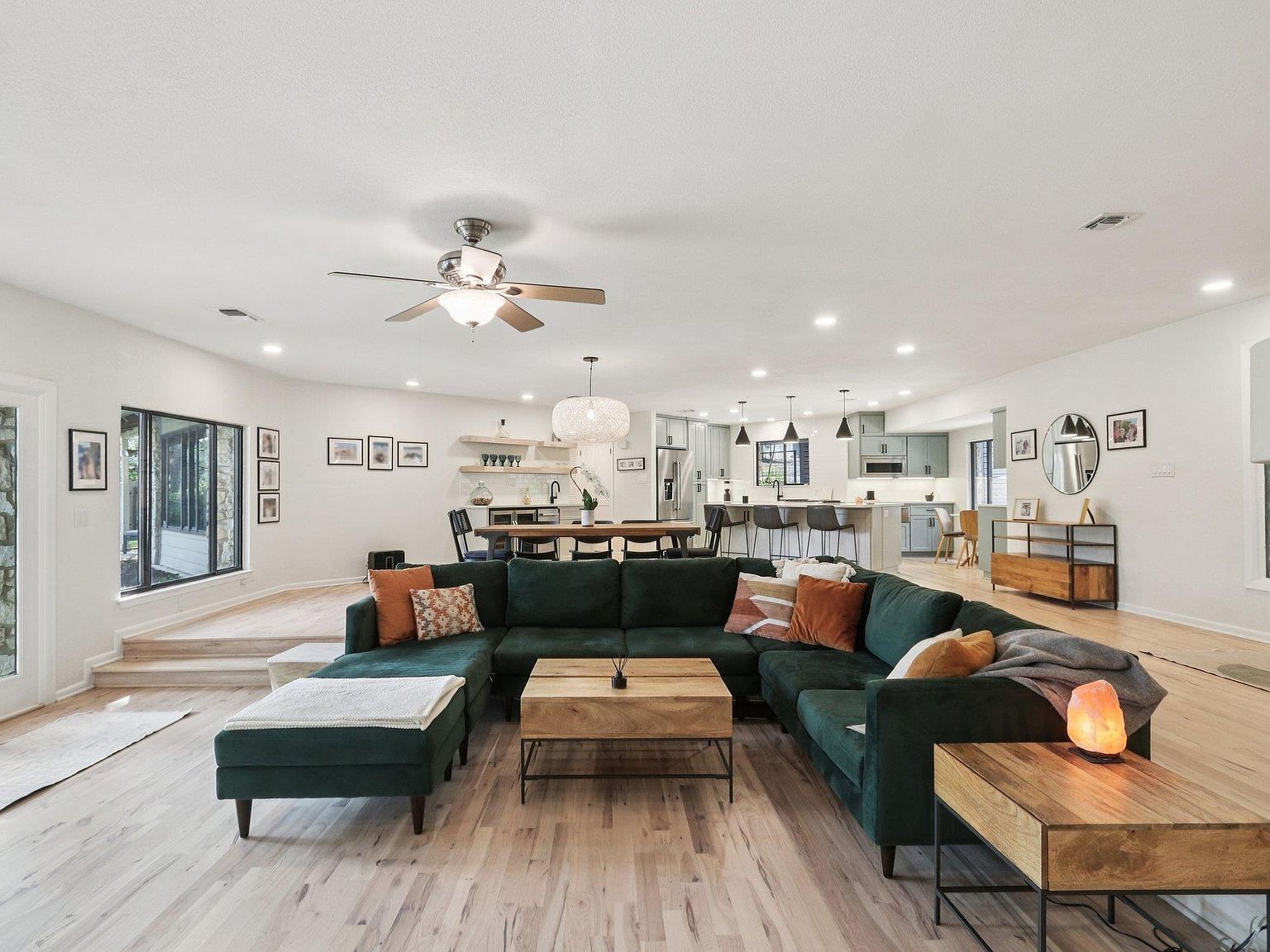 3902 Knollwood Dr #A Austin, TX 78731 - Thumbnail 4