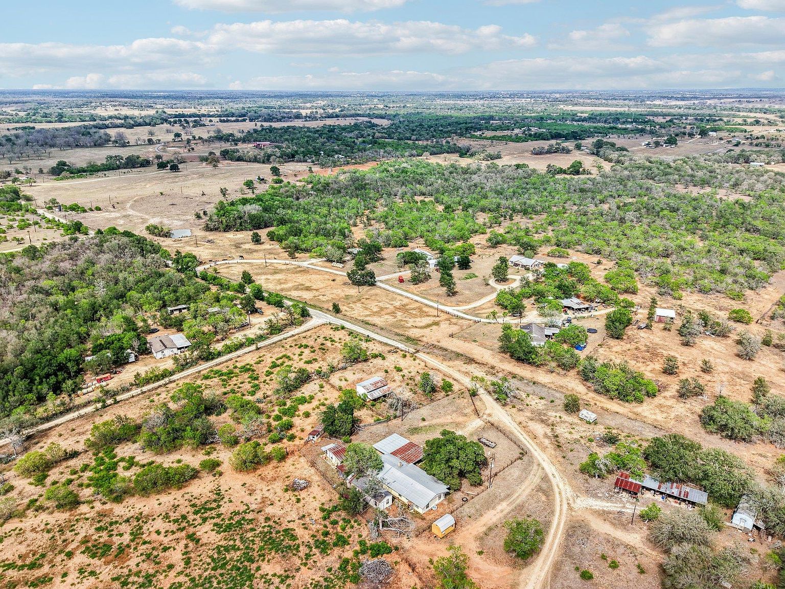 3200 Cattlemens Row Lockhart, TX 78644 - Thumbnail 4