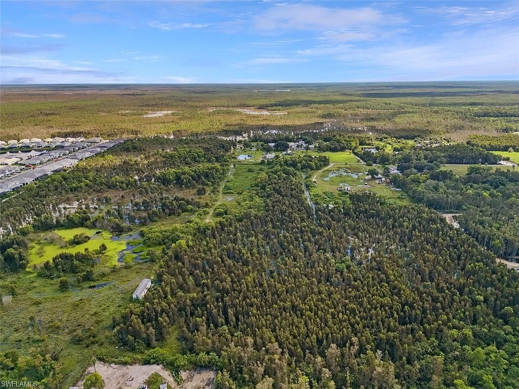 295 Brandy Ln Naples, FL 34114 - Thumbnail 4