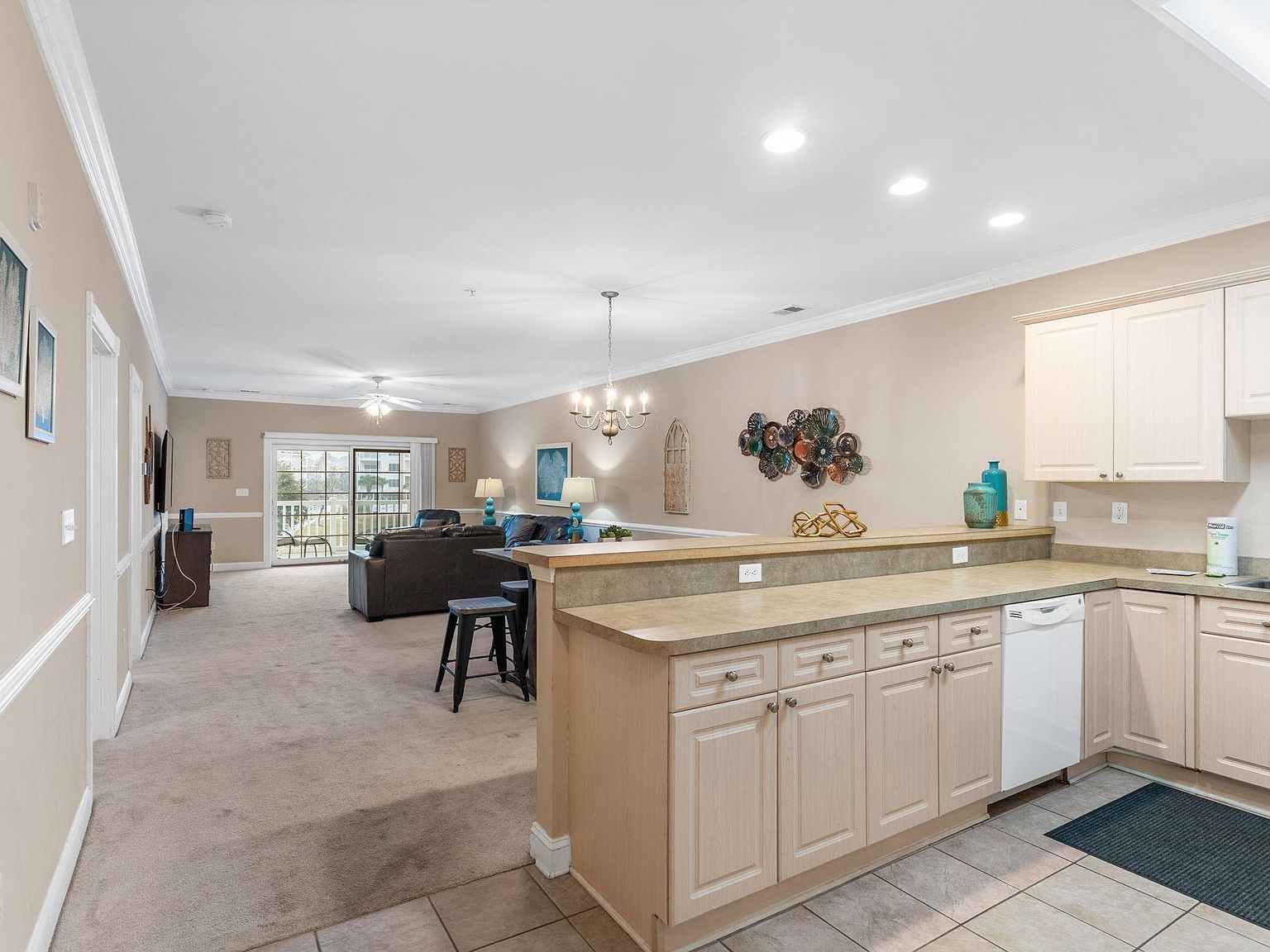 4843 Luster Leaf Cir APT 204 Myrtle Beach, SC 29577 - Thumbnail 4