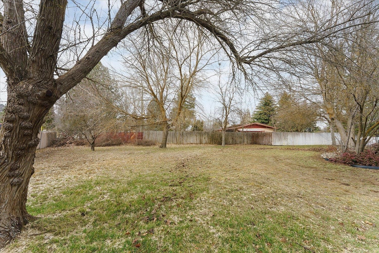 10626 E 27th Ave Spokane Valley, WA 99206 - Thumbnail 4