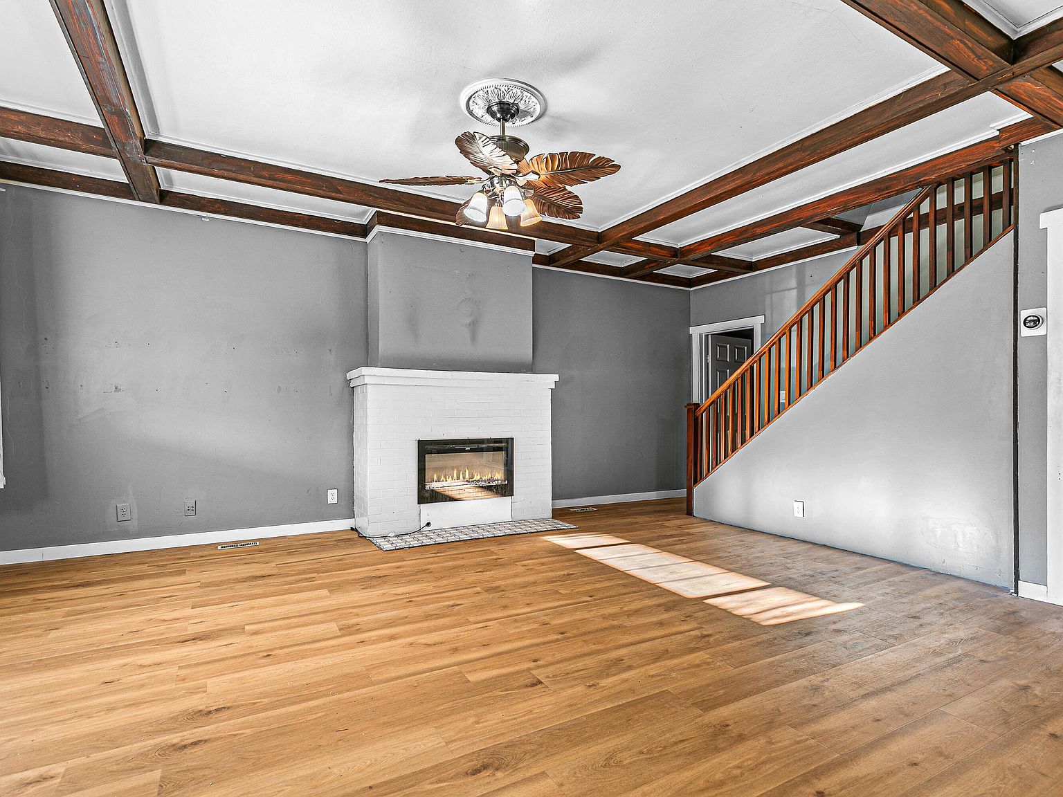 517 Newtown St Medford, OR 97501 - Thumbnail 4