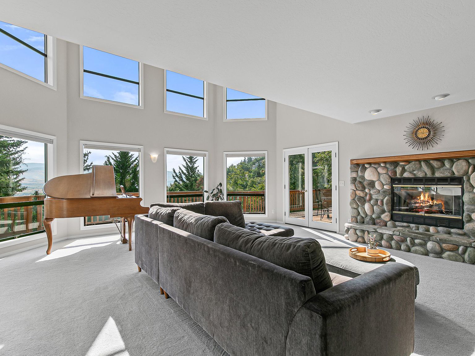 347 Wimer St Ashland, OR 97520 - Thumbnail 4