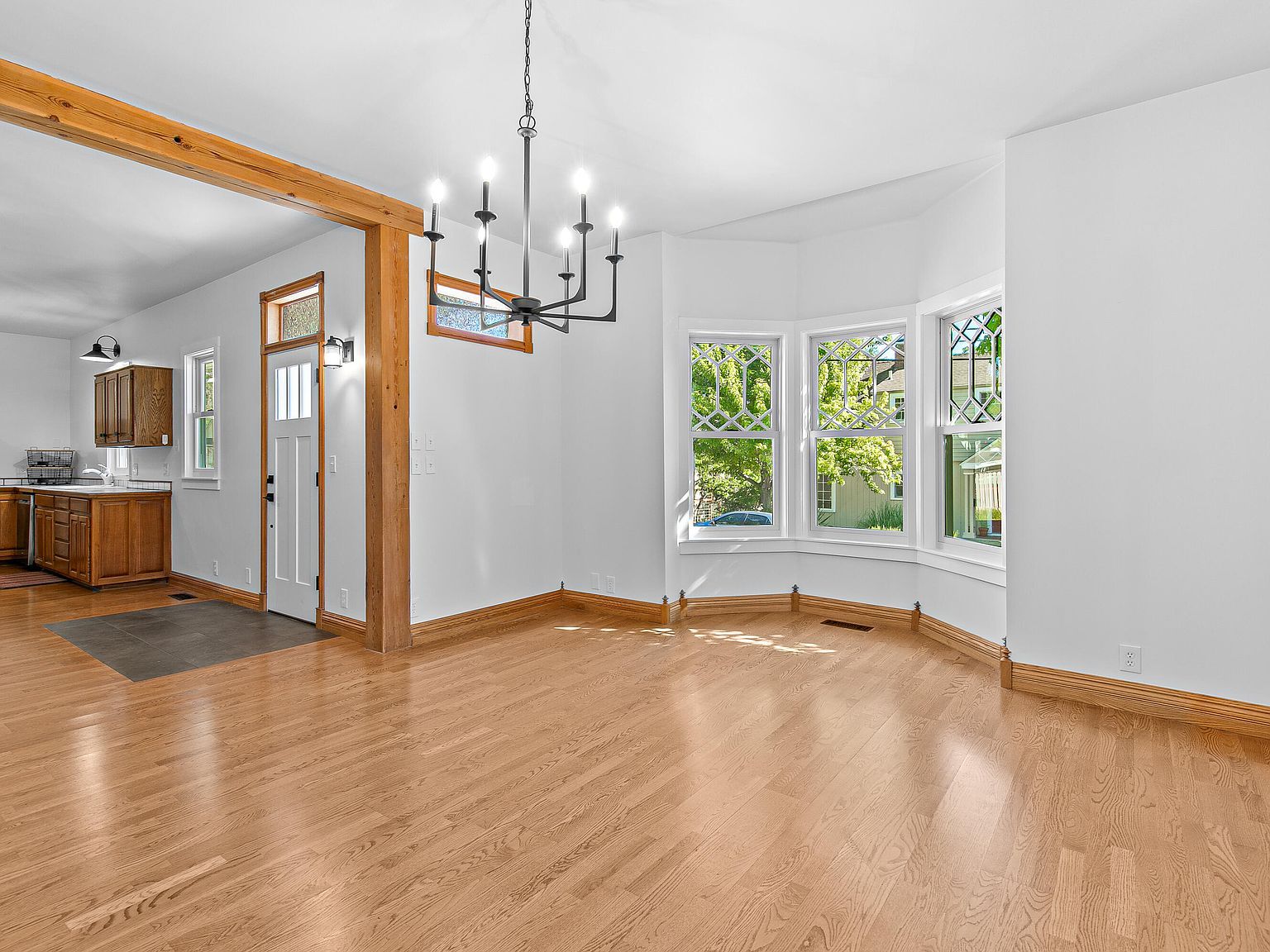 117 High St Ashland, OR 97520 - Thumbnail 4