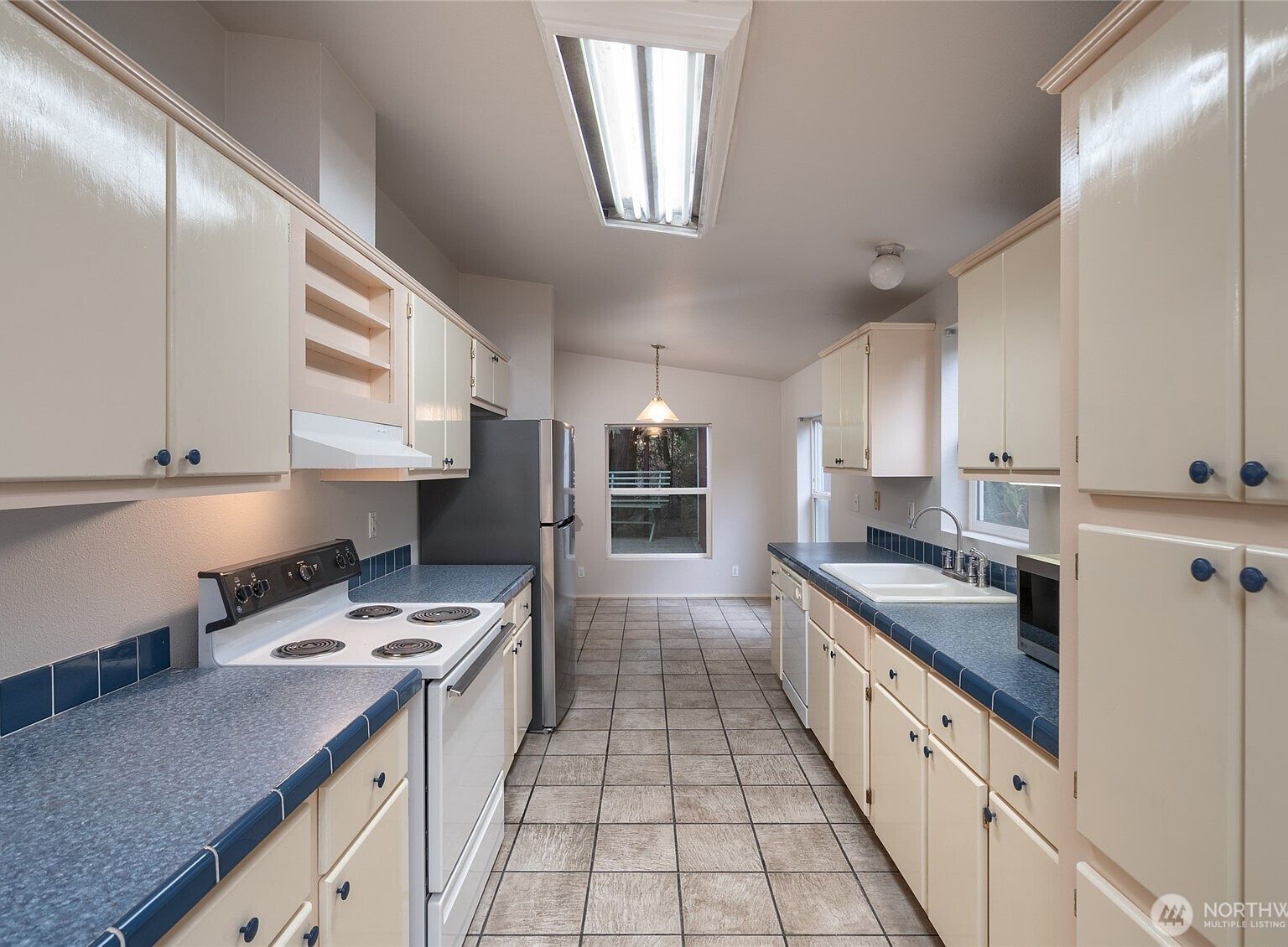 15330 Dewey Crest Ln Anacortes, WA 98221 - Thumbnail 4