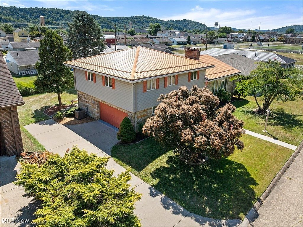 406 Walter St Yorkville, OH 43971 - Thumbnail 4