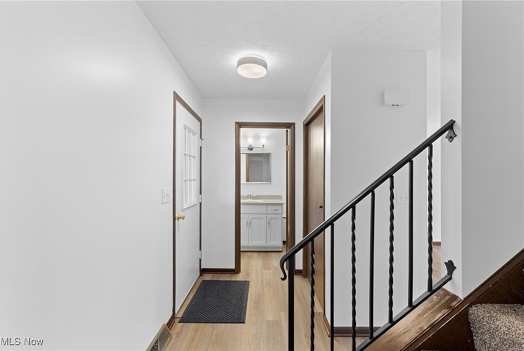 66819 Anna Dr Saint Clairsville, OH 43950 - Thumbnail 4