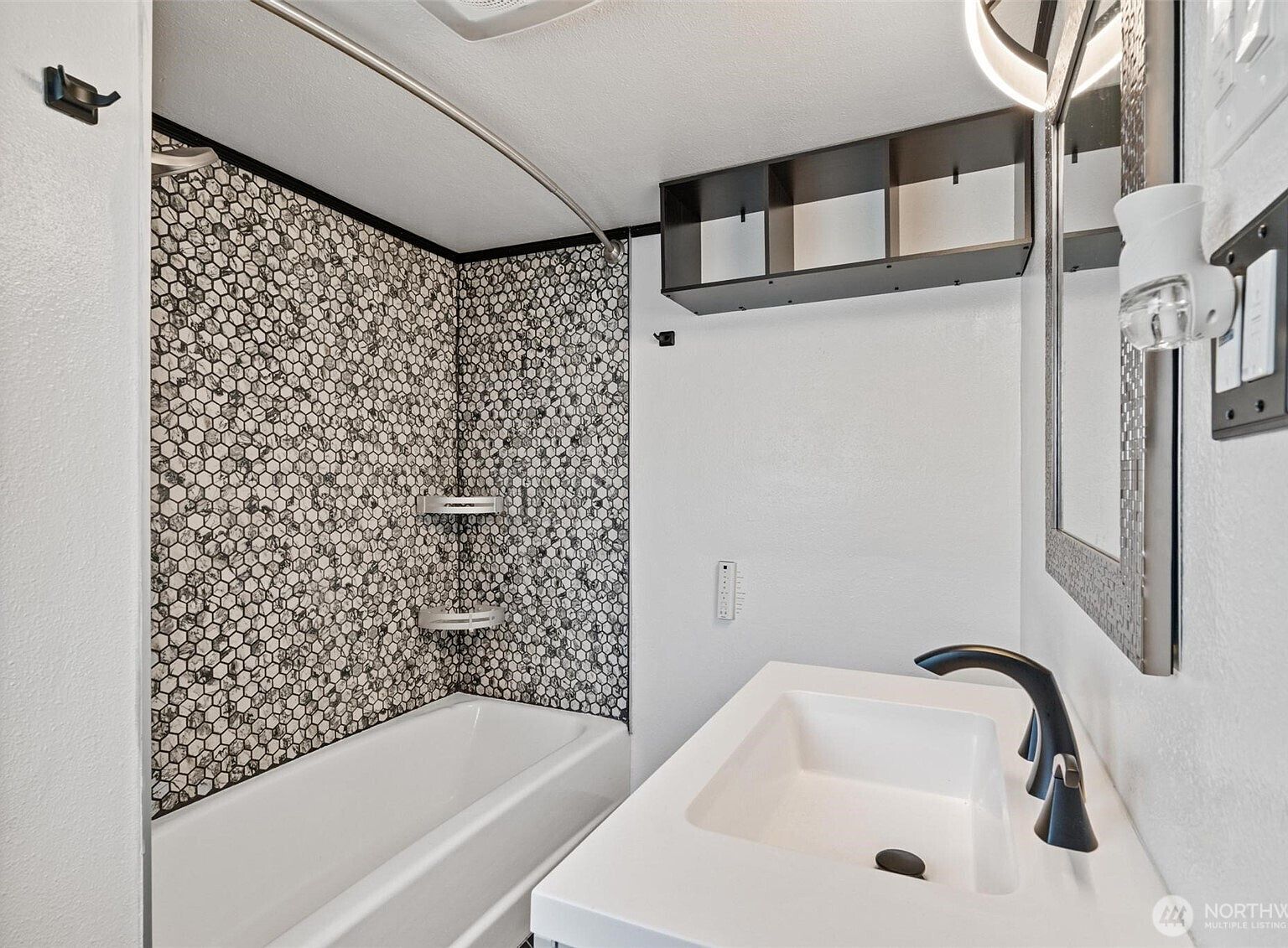 2307 Aberdeen Ave Hoquiam, WA 98550 - Thumbnail 4