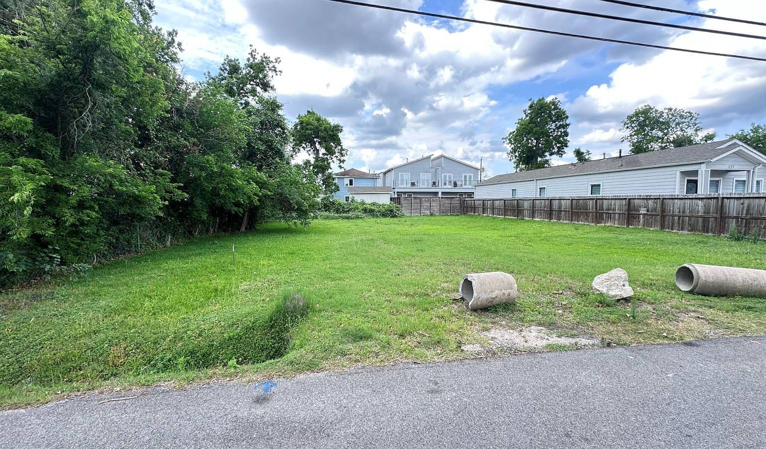 121 E 31st 1/2 Street Lots 15 16 #&-17 Houston, TX 77018 - Thumbnail 4