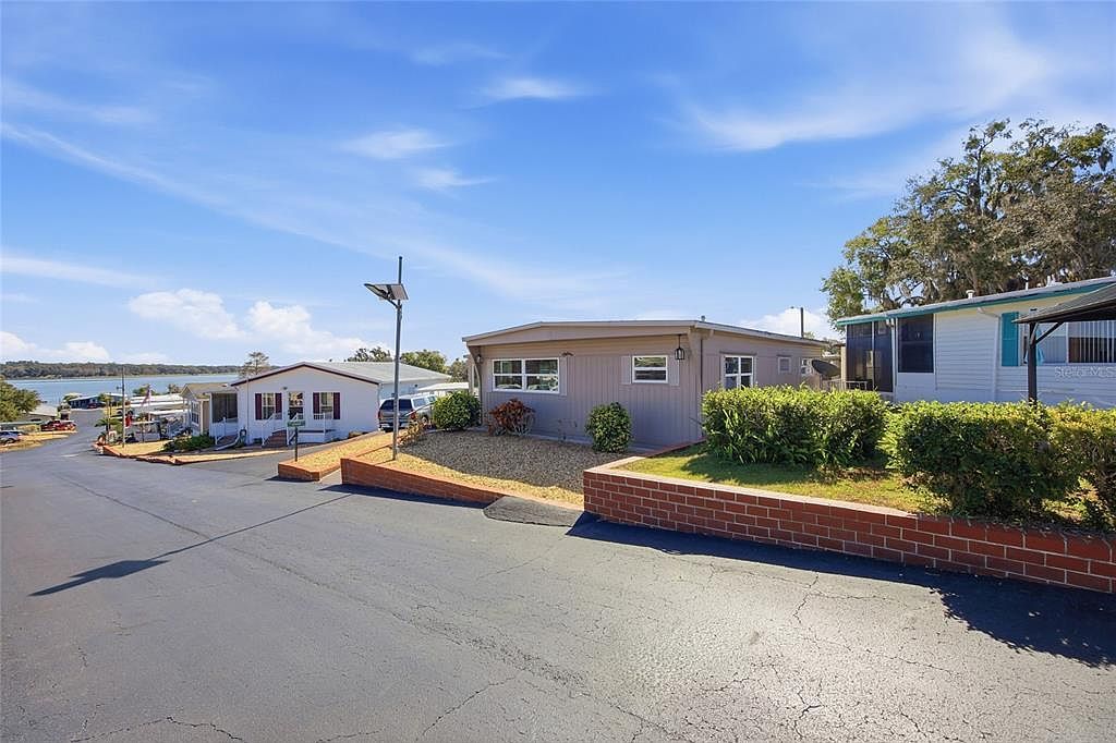 3896 Picciola Rd Lot 224 Fruitland Park, FL 34731 - Thumbnail 4