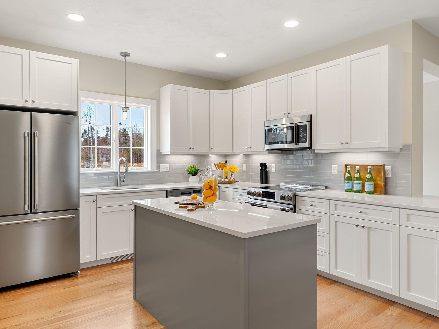 61 Driftwood Cir #23 Sandown, NH 03873 - Thumbnail 4