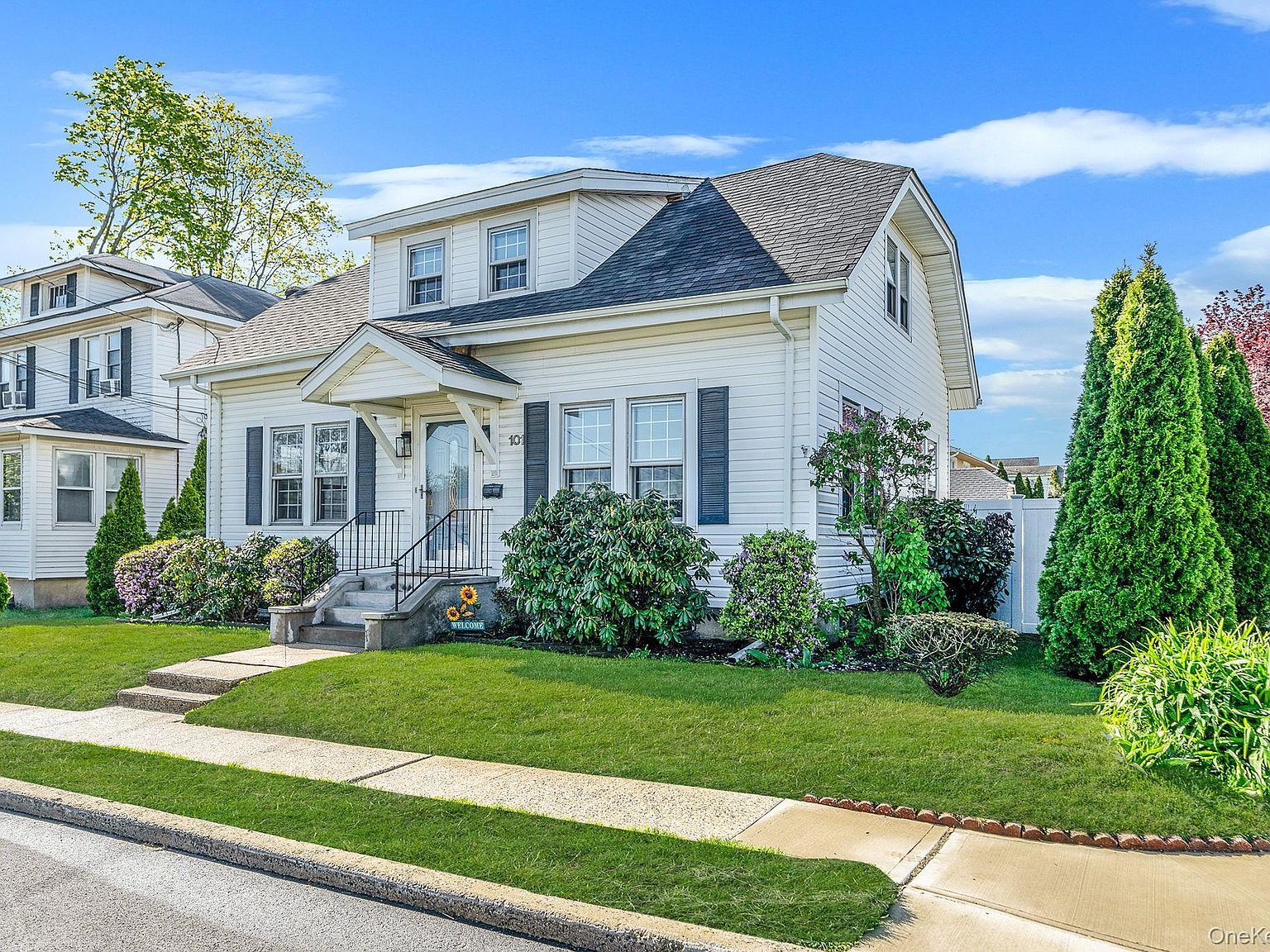 101 Oswego St Bellmore, NY 11710 - Thumbnail 4