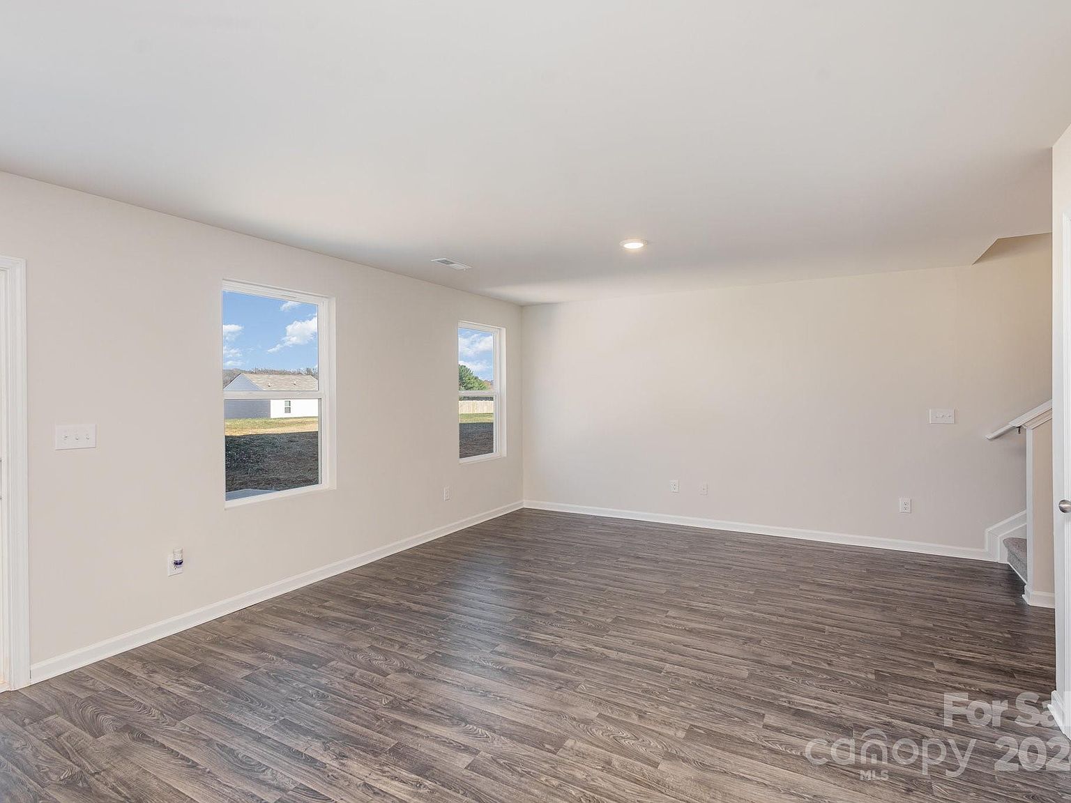 1542 Cannan Mountain Dr Newton, NC 28658 - Thumbnail 4